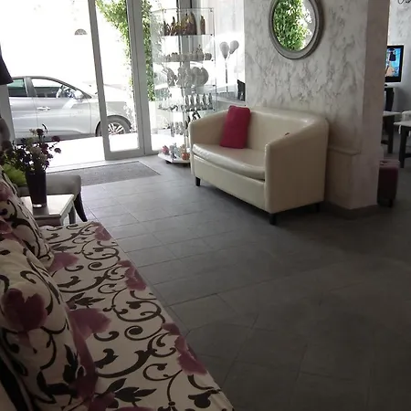 Hotel Des Pays Bas 3*