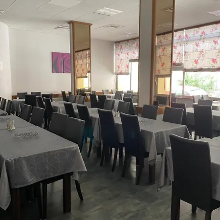 Hotel Des Pays Bas 3*