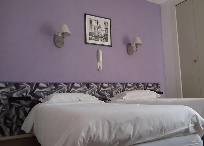 فندق Des Pays Bas لورد