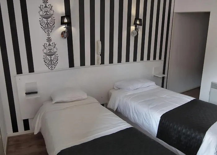 Des Pays Bas 3* Λούρδη