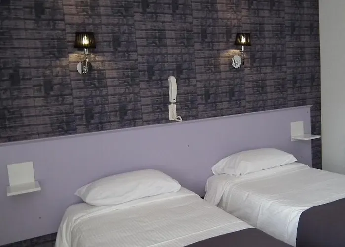 Des Pays Bas Ξενοδοχείο Λούρδη