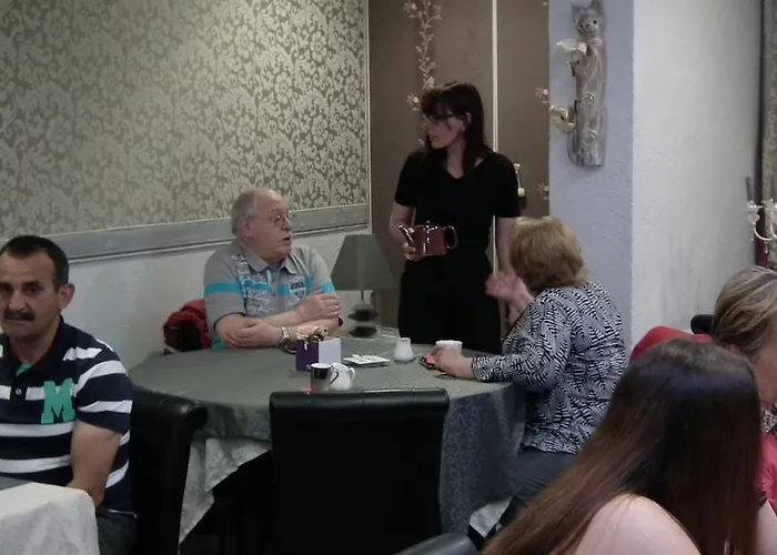 Des Pays Bas 3* Λούρδη